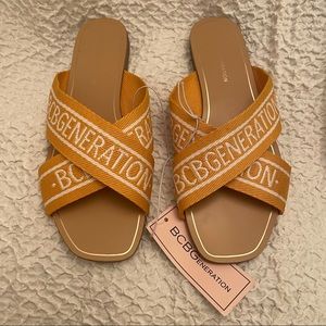 NWT BCBGeneration Keena Logo Slide Sandal